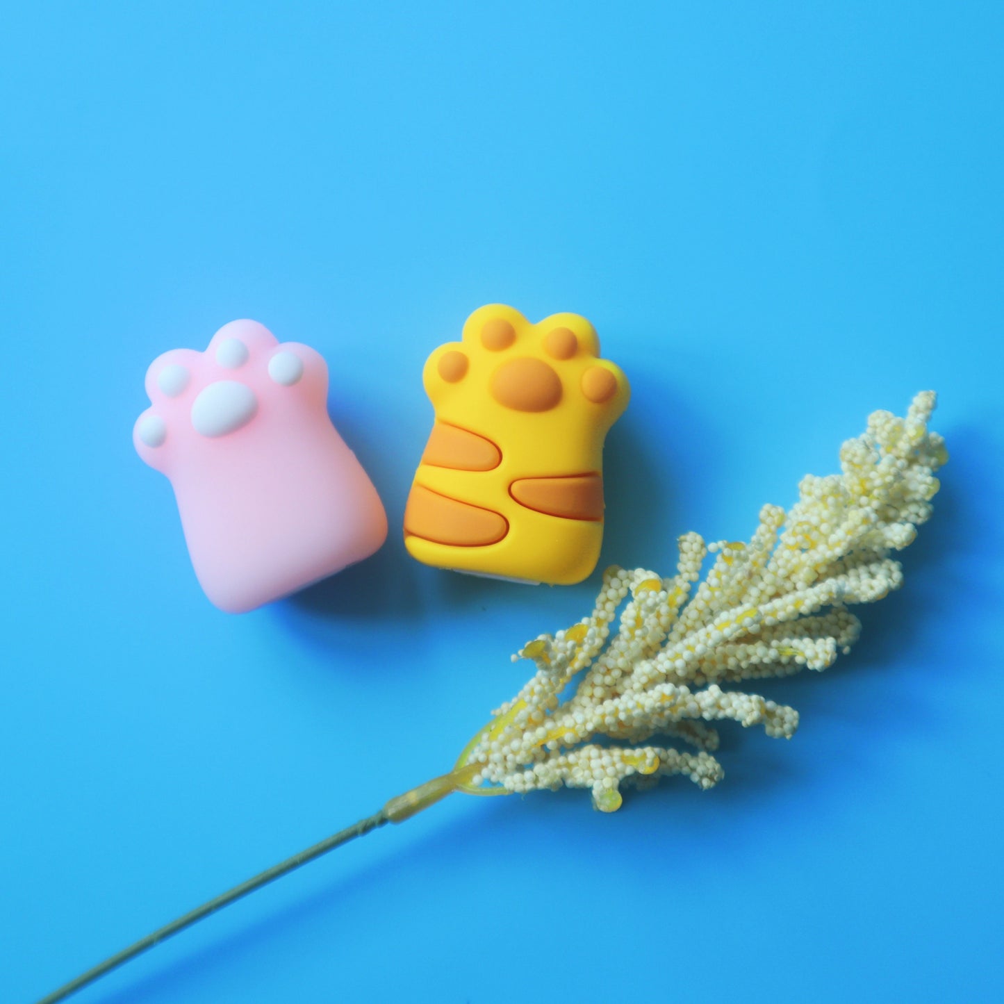 Kawaii Cat Paw Sharpener - Neko Pink/Yellow