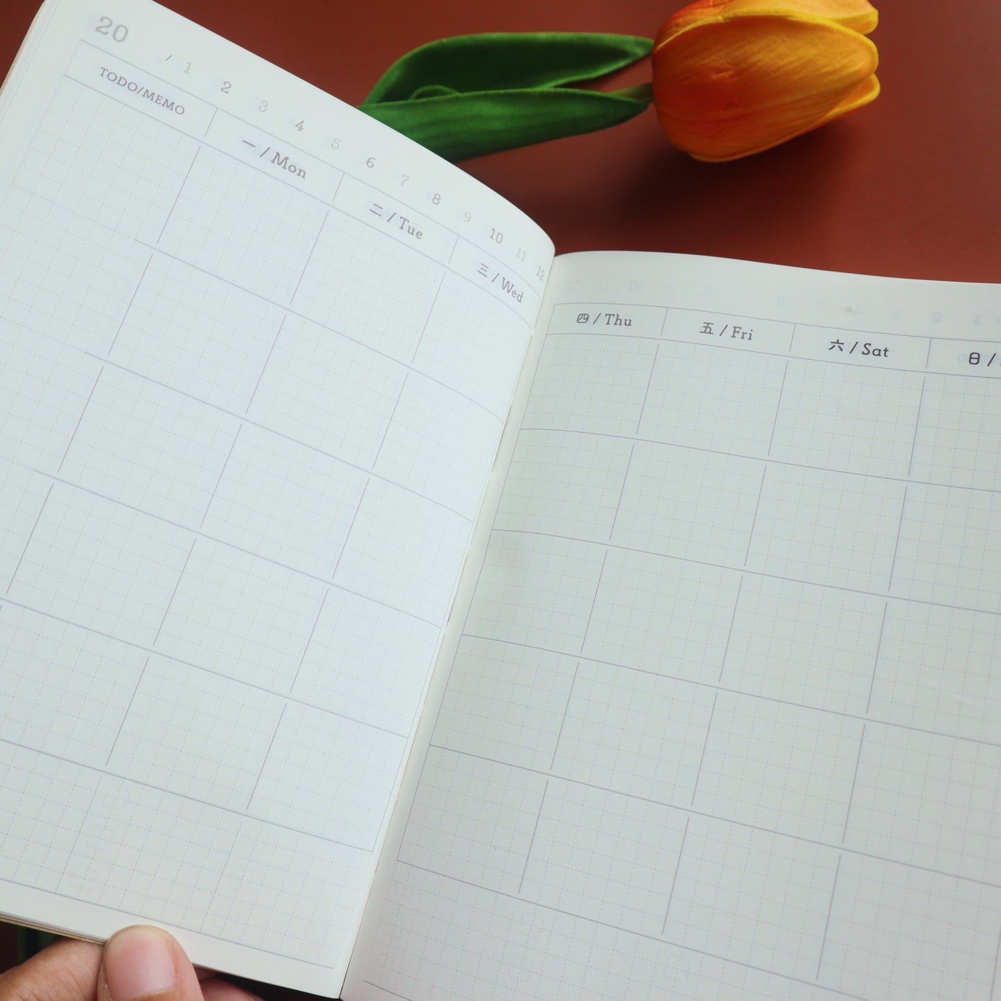 CRENA A6/A5 DayFree Diary [UNDATED] - White/Brown/Black